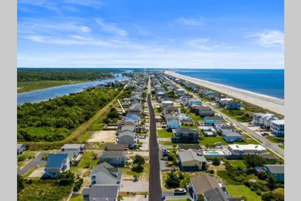 Aqua Haven - Second Street From Holiday home