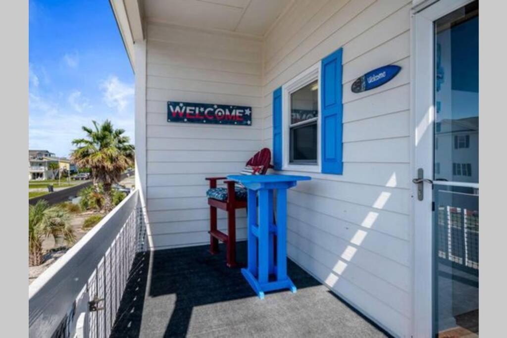 Aqua Haven - Second Street From Beach Holiday home *